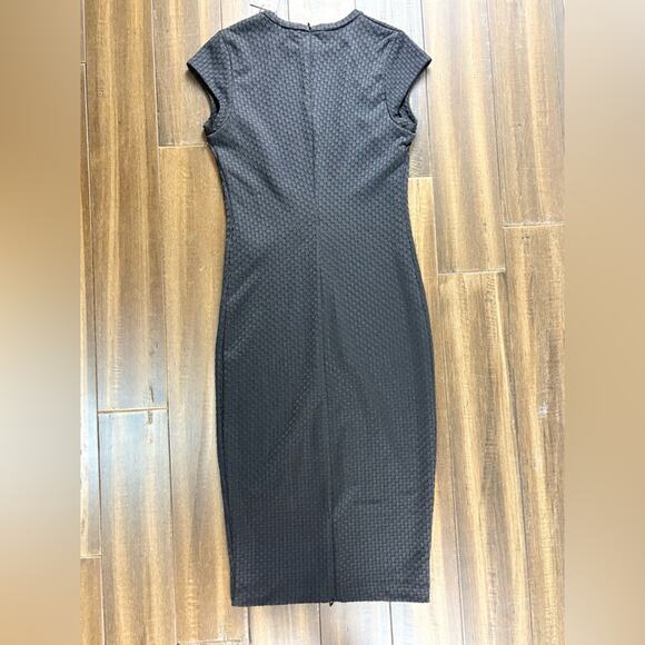 NWT BW Collection Zara size M Black Textured Cap Sleeve Dress Midi Knit Bodycon - Picture 9 of 12